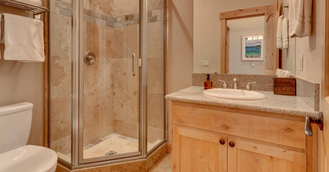 015-013-Bathroom-1500x1000.jpg