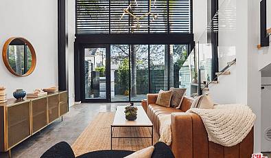 303 Venice Way
