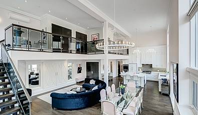 397 King Street West