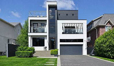 647 Montbeck Crescent