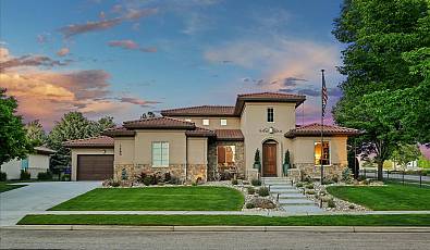 Stunning Eagle Home