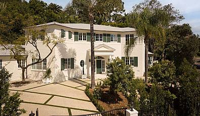 31 Oakmont Dr