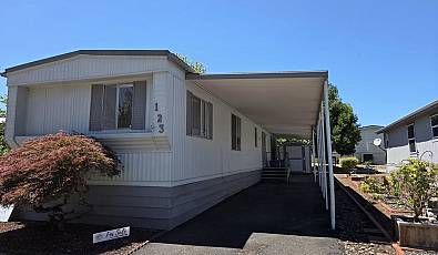 13640 Se HIGHWAY 212 123