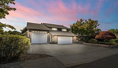 542 Ne 14TH Ave