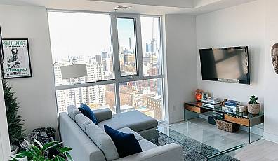 318 Richmond Street Unit 2511