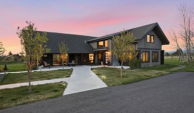 1589 Cougar Drive, Bozeman, MT