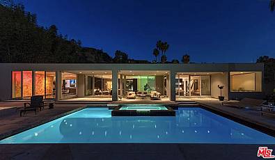 530 Leslie Ln
