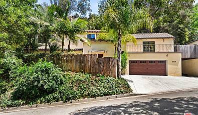 8836 Wonderland Ave