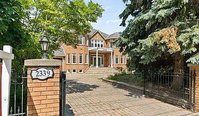 2339 Glengarry Road