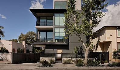 1227 N Formosa Ave