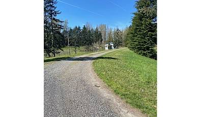 152 SAKARI Ln