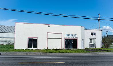 445 MAIN St