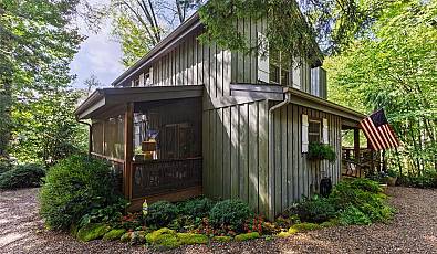 24 Little Pond Lane