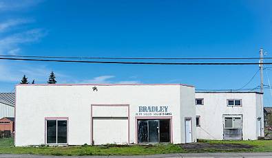 445 Main St