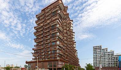 155 Merchants' Wharf #214