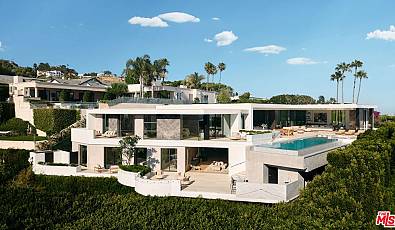 9259 Robin Drive