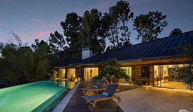 1120 El Retiro Way