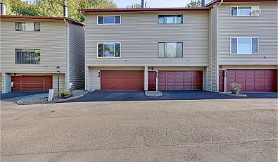 24046 Ne TREEHILL Dr