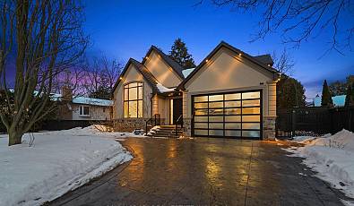 3168 Lakeshore Road W