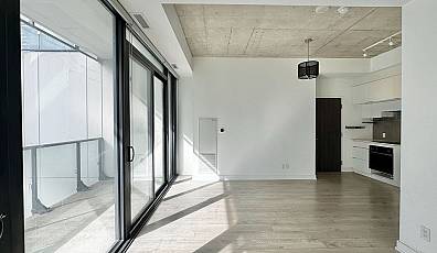 185 Roehampton Avenue Unit 602