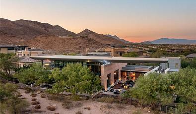 7 SABLE RIDGE Court