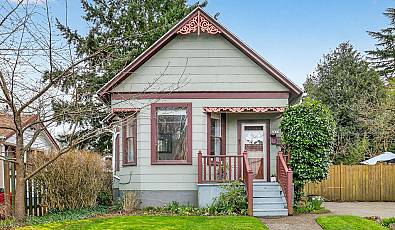 2820 Ne OREGON St