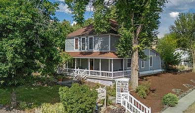 206 Front Street
