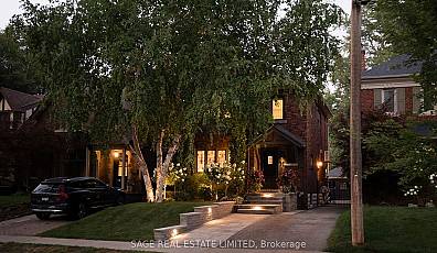 35 Grenview Boulevard
