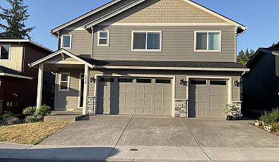 1018 Ne REGAN HILL Loop