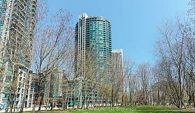 215 Fort York Boulevard Unit 2707