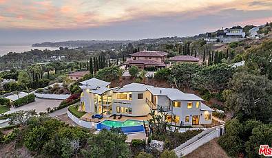 6380 Meadows Ct