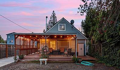 299 Sw 3RD Ave