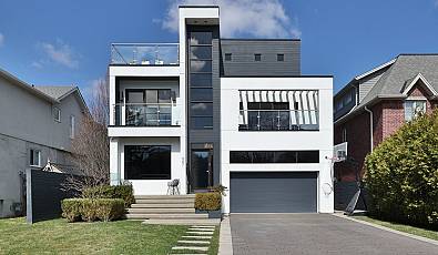 647 Montbeck Crescent
