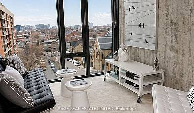111 Bathurst Street Unit 706