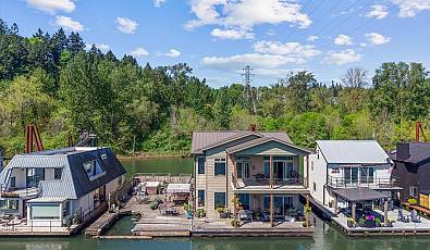 7720 S Macadam Ave 12