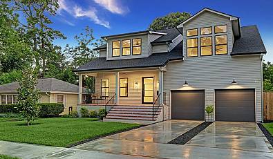 Exceptional New Construction in Sought-After Oak Forest