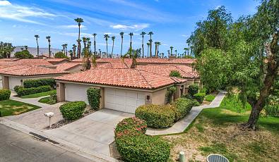 Resort-Style Living in Palm Desert Golf Course Condo