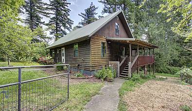 532 Ne CURTIS Dr