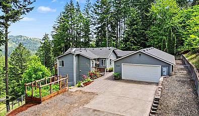24258 Columbine Dr