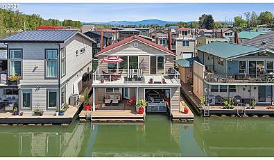 18525 Ne Marine Dr E8