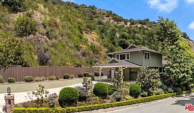 3820 Mandeville Canyon Road