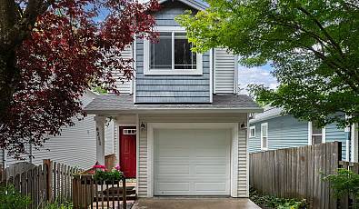 8211 Se 45TH Ave