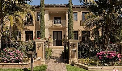 614 N Palm Drive