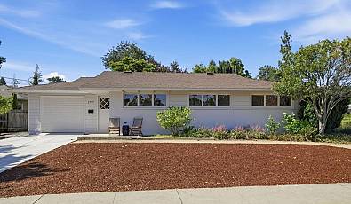 1797 Pilgrim AVE