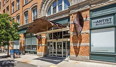 300 Summer St 11