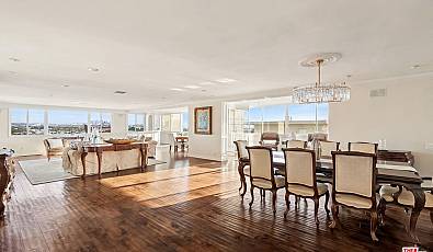 838 N Doheny Dr