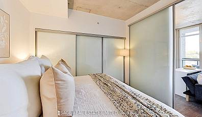 1190 Dundas Street Unit 726