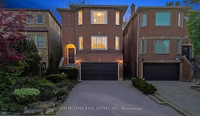 690 Oriole Parkway