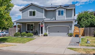 3523 College Loop Lp SE