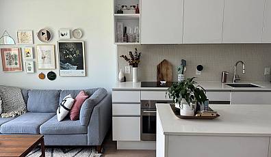 377 Madison Avenue Unit 405